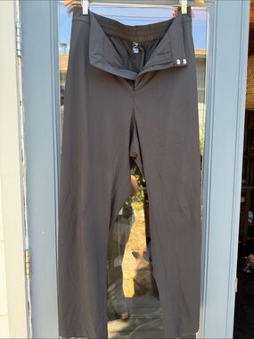 GAP Men’s Black Straight-Leg Stretch Pants